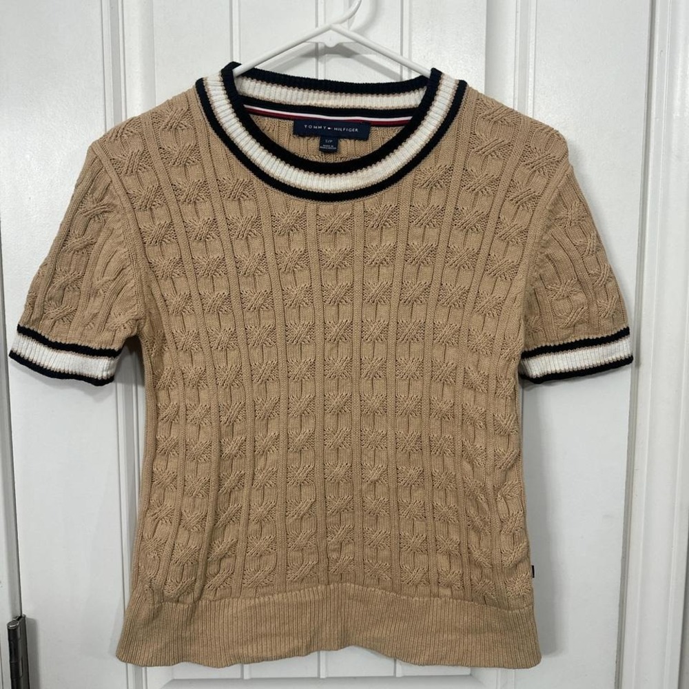 Cable knit‎ short sleeve preppy y2k sweater. Small